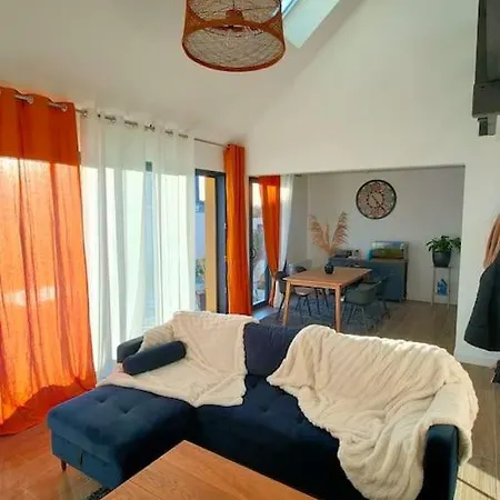 بيت للعطل Maison Familiale Bord De *